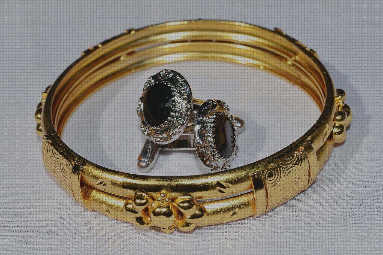 ¿Dónde poder comprar brazalete hombre Más sobre traje años 20 hombre Más sobre perfume dior hombre brazalete hombre plata?