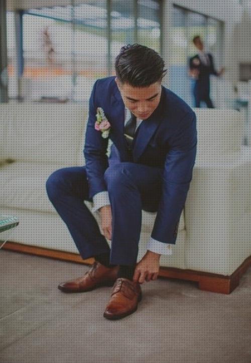 Review de traje azul marino hombre zapatos marrones